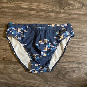 Baleaf Mens swimsuit  size XS